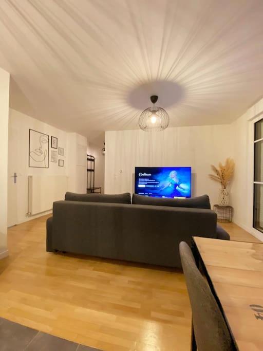 Suite Riviera - Vue Disneyland Chessy  Esterno foto